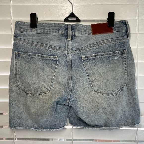 Madewell Distressed Shorts size 24 - Picture 3 of 4